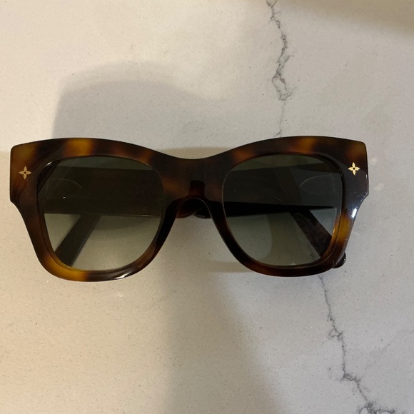 Authentic Louis Vuitton Sunglasses - Picture 7 of 7